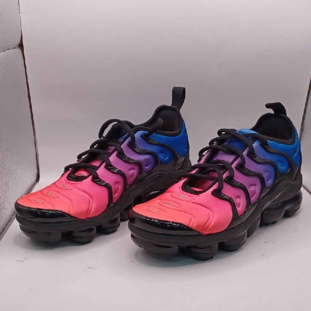 NEW Nike Air Vapormax Plus Ombre Sneaker-Blue/Pink/Black Women Size 6.5 US